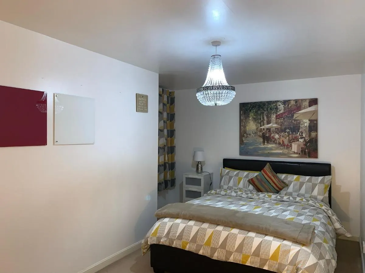 Holland Drive 2 Bedroom Flat Aberdeen