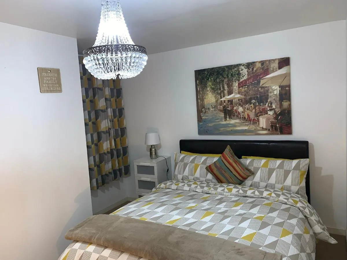 Apartment Holland Drive 2 Bedroom Flat Aberdeen